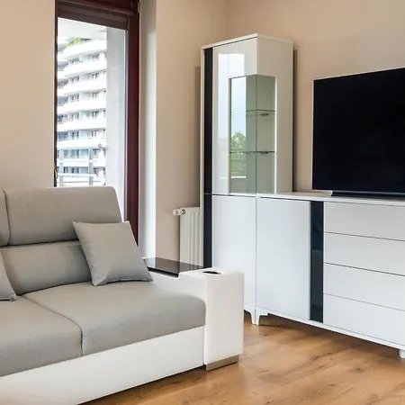 Royal Deluxe 2 Rooms 6 Persons Aquapark Down Town-3